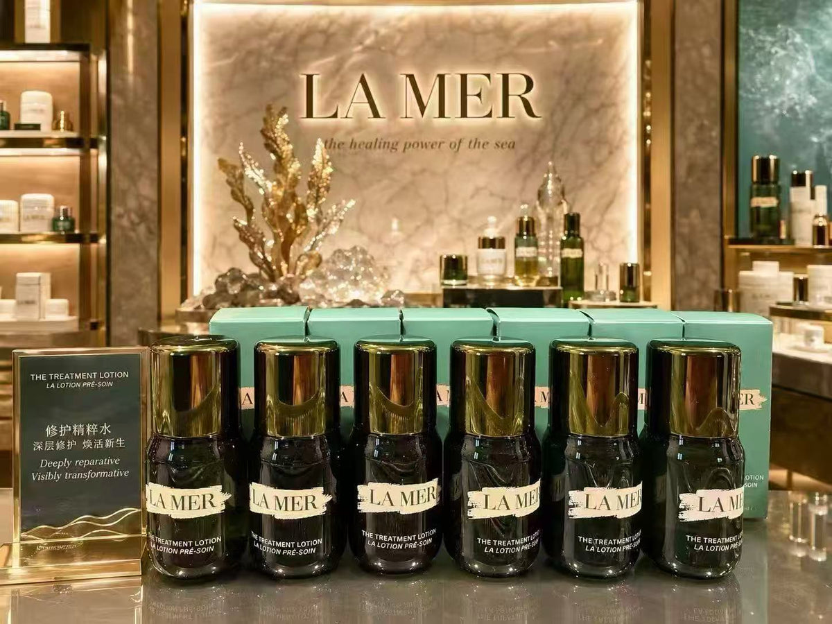 La Mer新版🆕精萃水中样15ml带盒！
✅每组15ml*10瓶=150ml